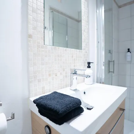 Charming Elegant - Downtown - Af Apartament *